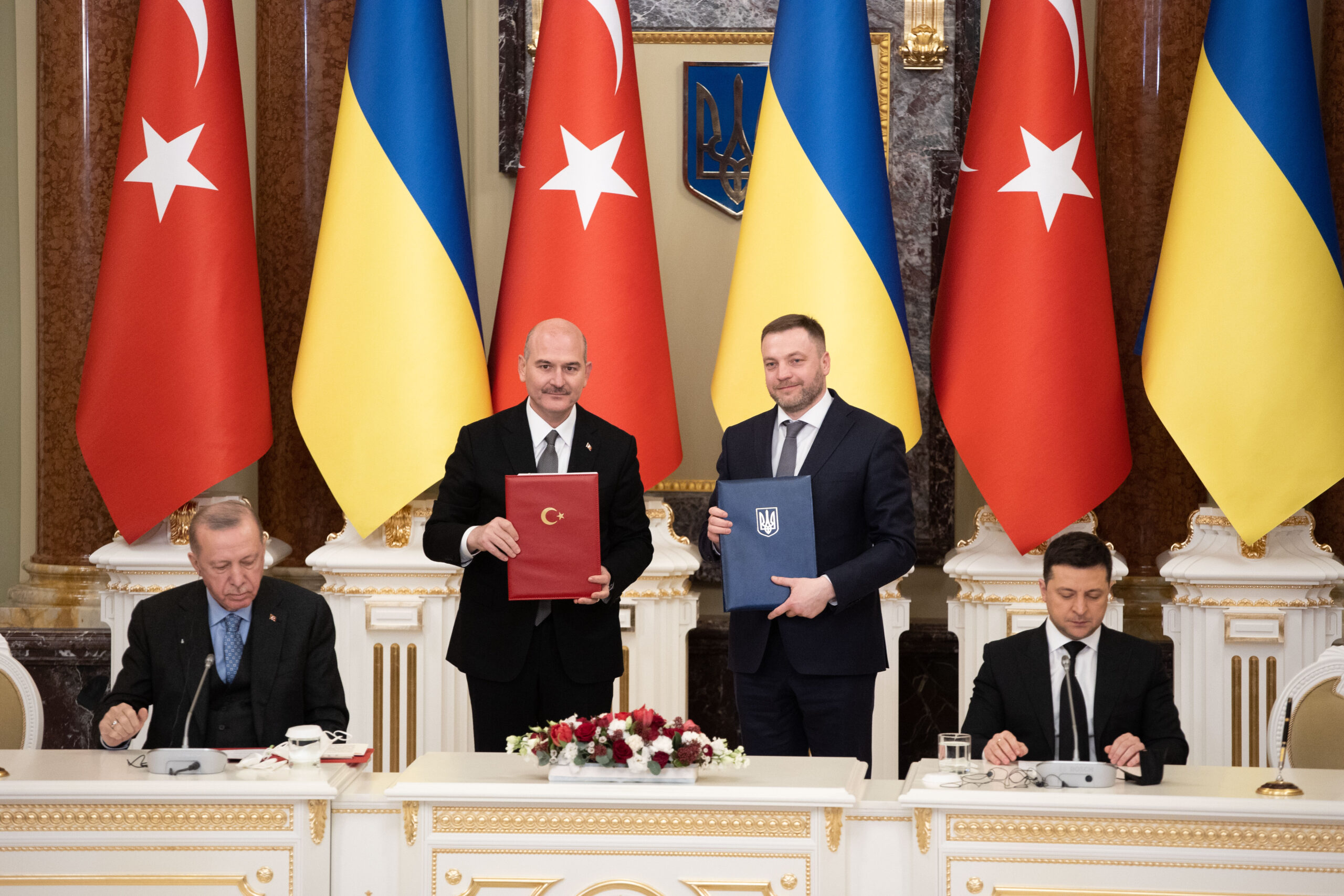 Turkish Interior Minister Soylu Claims "The Whole World Hates America" and Refers to Europe as a "mere Pawn"