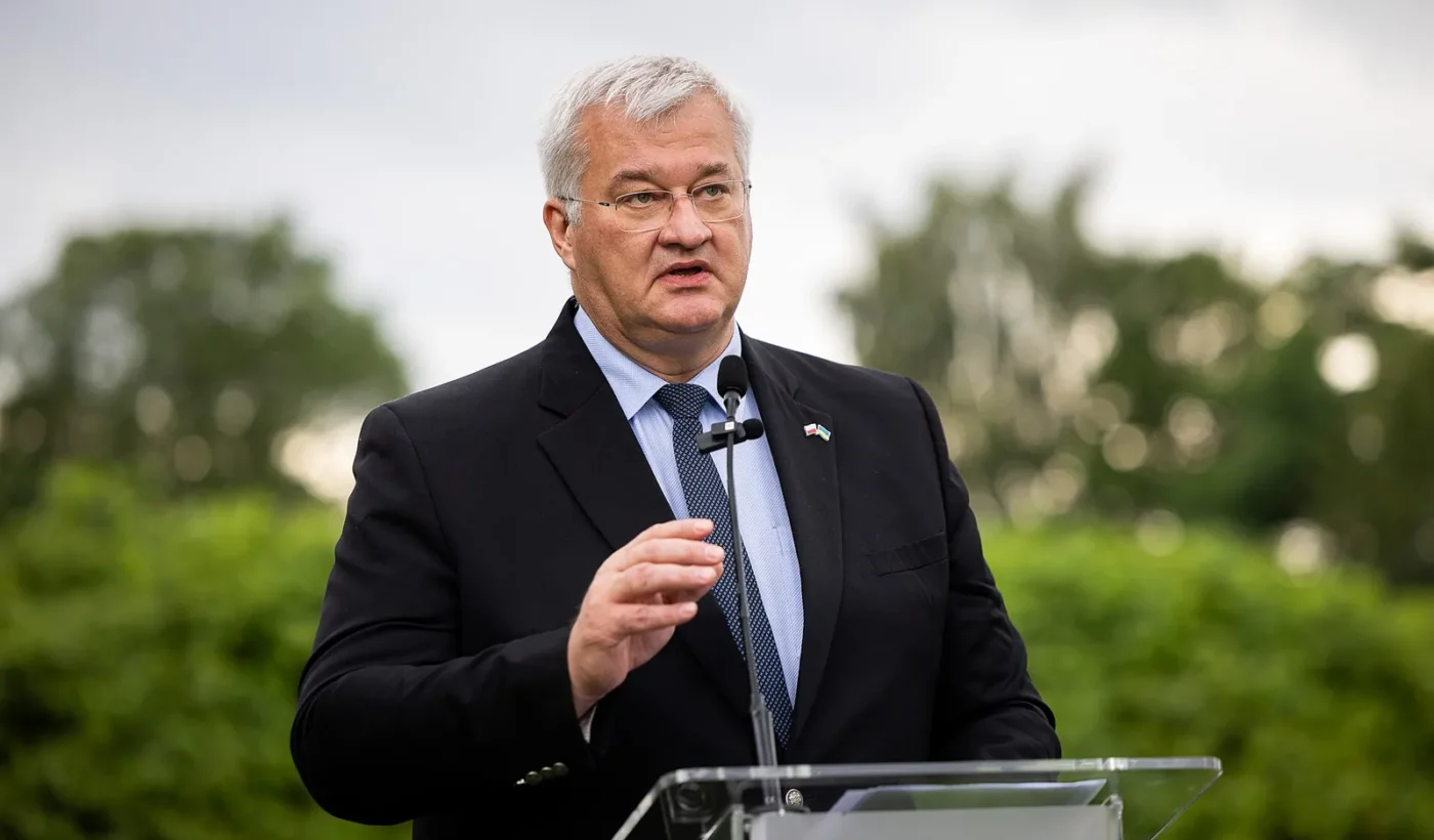 Ukrainian Foreign Minister Andrii Sybiha speaking at a press event in Chobielin, Poland