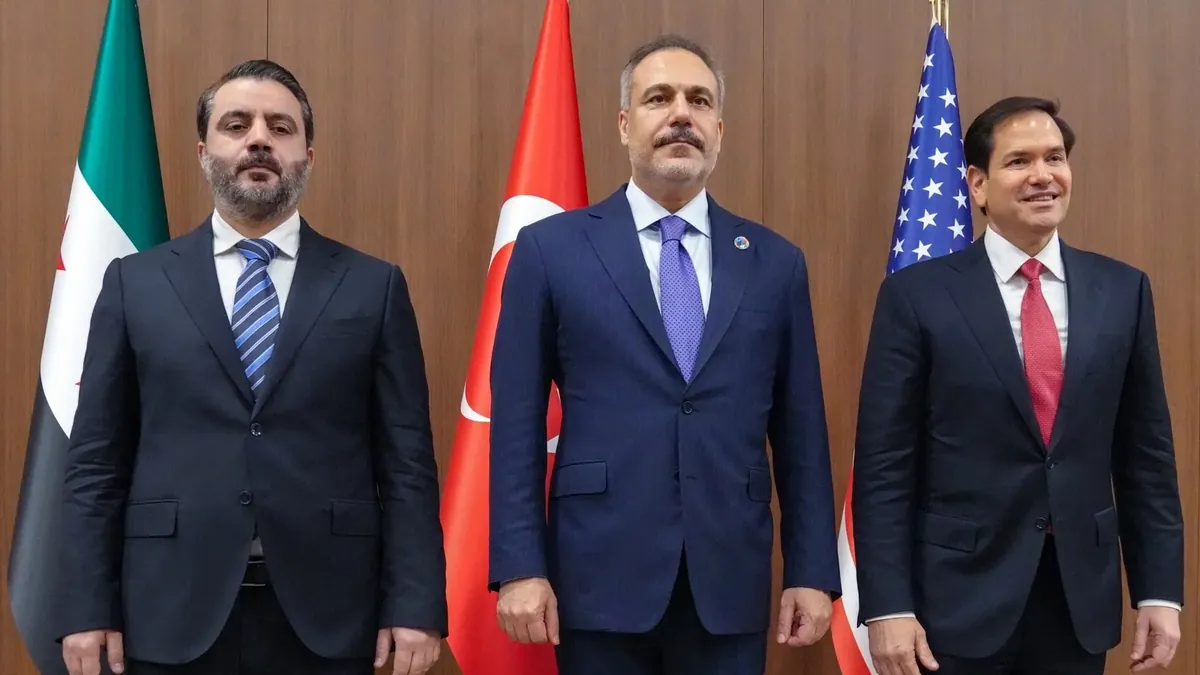 Turkish Foreign Minister Hakan Fidan with Syria’s foreign minister and US Secretary of State Marco Rubio in Antalya