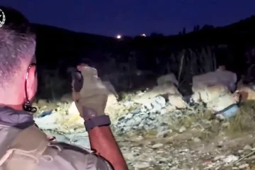 Israeli police officers during the pre-dawn operation in the Binyamin area of the West Bank
