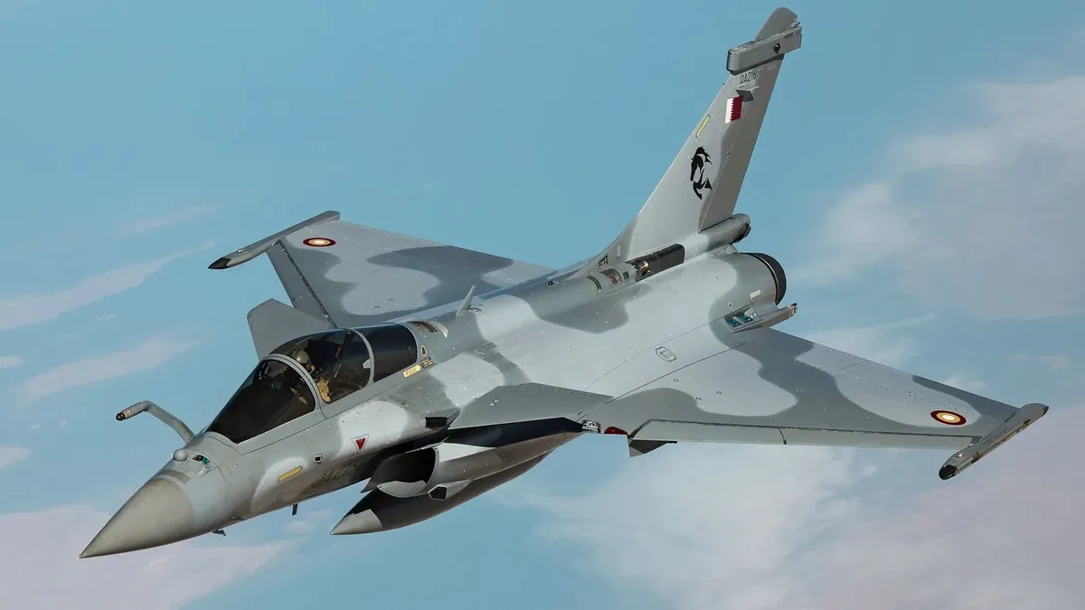 A Qatar Emiri Air Force Rafale fighter in flight