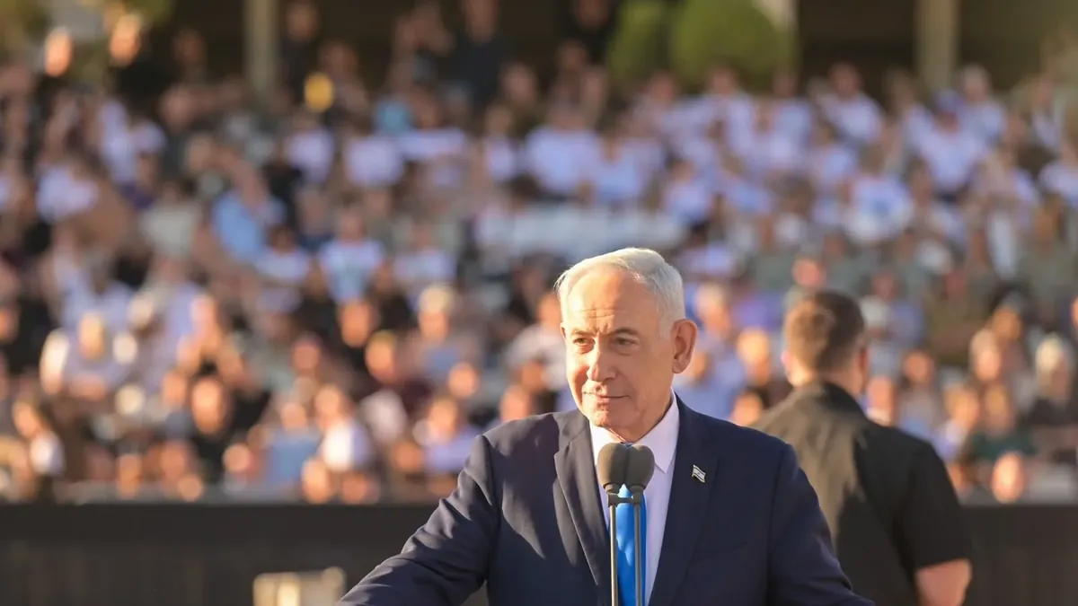 Benjamin Netanyahu speaking at an Israeli army officers’ graduation ceremony
