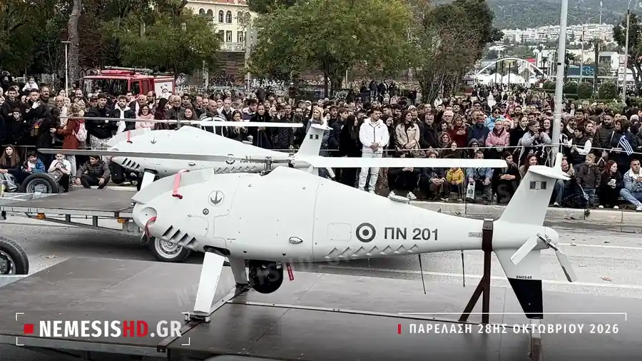The Camcopter S-100 “PN 201”, the unmanned helicopter of the new frigates, at the October 28, 2026 parade