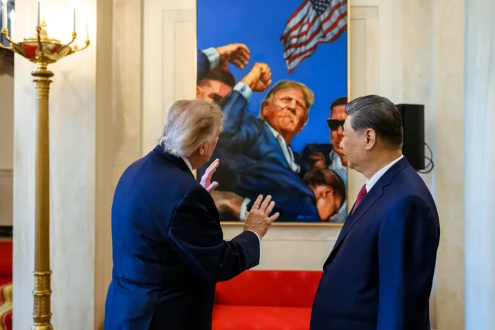 President Donald Trump speaks with Chinese President Xi Jinping at the White House during the September 24, 2026 state visit.
