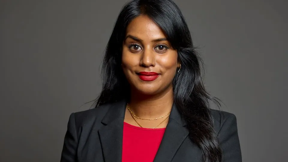 Portrait of Uma Kumaran MP, the UK Foreign Office minister who launched the Arctic Policy Framework