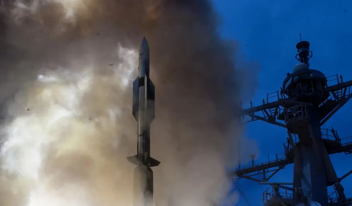 US Navy Standard Missile-6 launching from USS John Paul Jones during a 2014 live-fire test