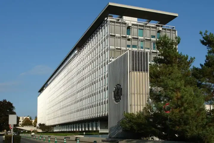 The headquarters building of the World Health Organization in Geneva, seen from the west