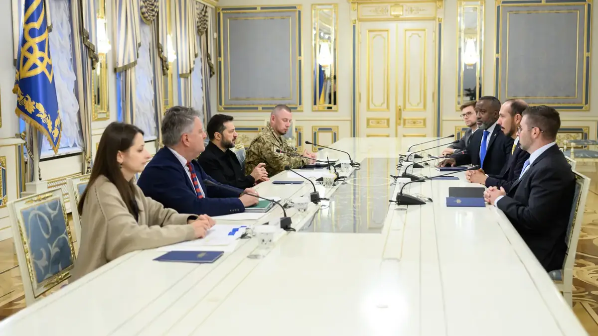 Ukrainian President Volodymyr Zelensky with representatives of Lockheed Martin in Kyiv