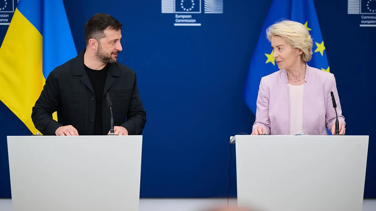 Ukrainian President Volodymyr Zelensky and European Commission President Ursula von der Leyen at a press conference